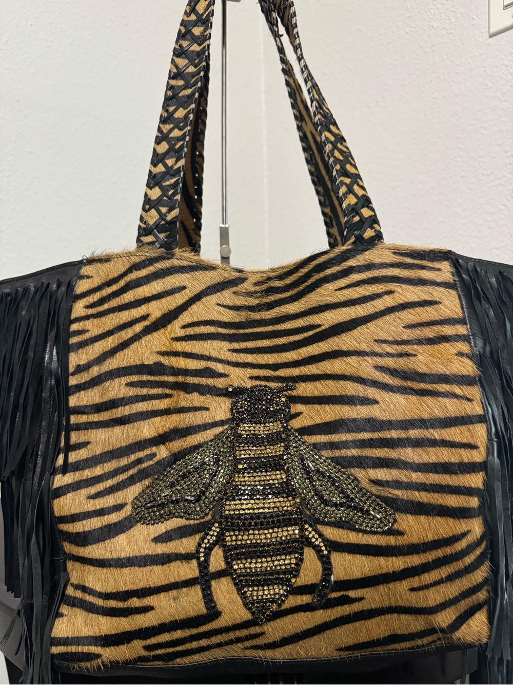 Tiger-Print Fringe Tote with Beaded Bee Accent - Black & Tan